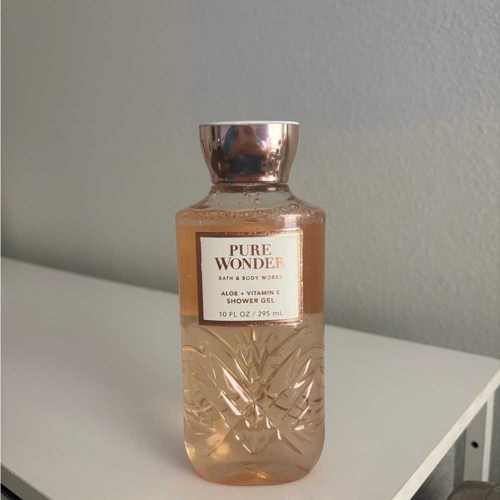 Pure Wonder Bath & Body Works Shower Gel